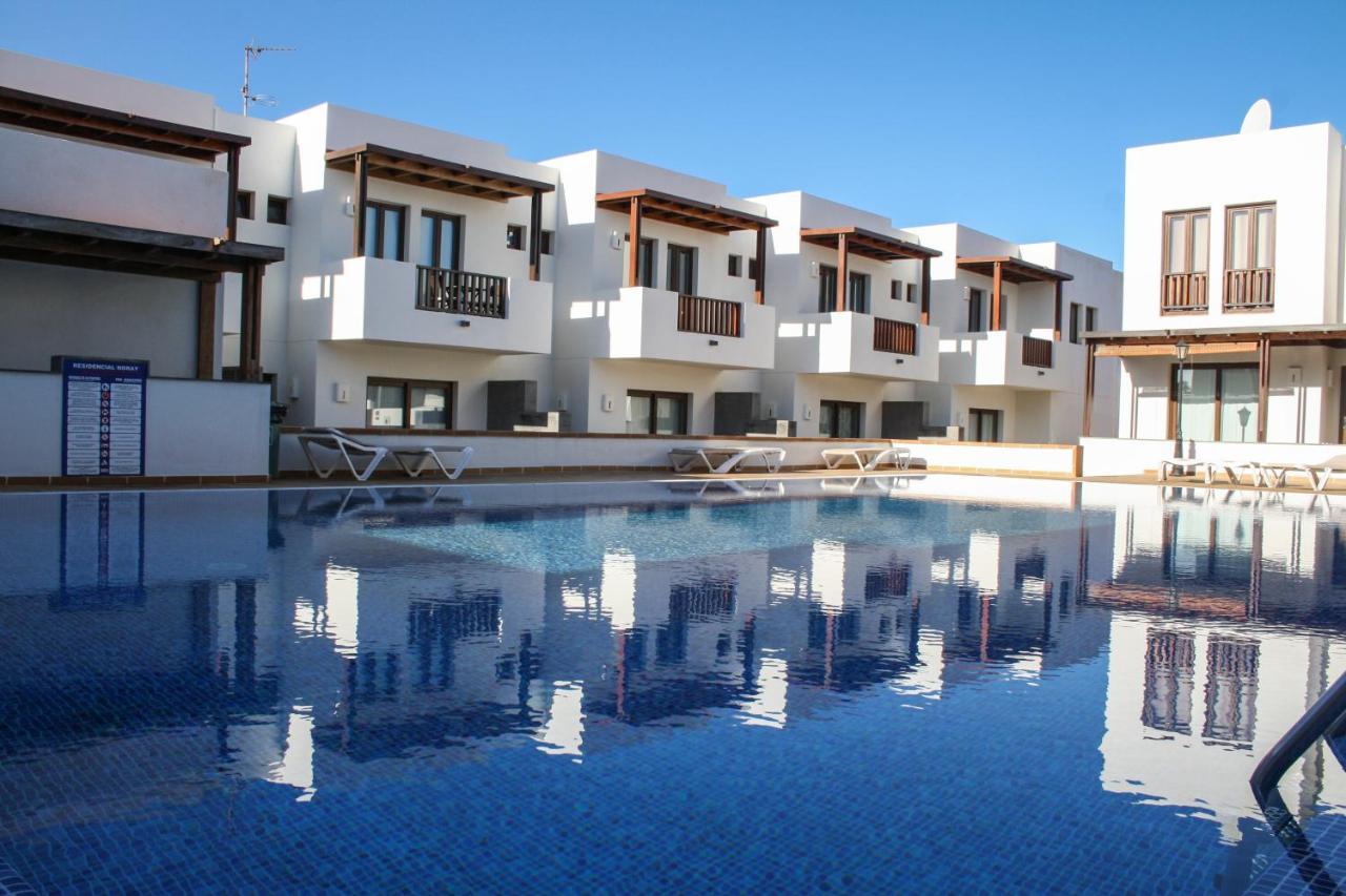 Aiolos 20 Puerto Calero Esterno foto